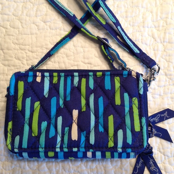 VERA BRADLEY "ALL-IN-ONE" WRISTLET/SHOULDER BAG - Picture 2 of 5